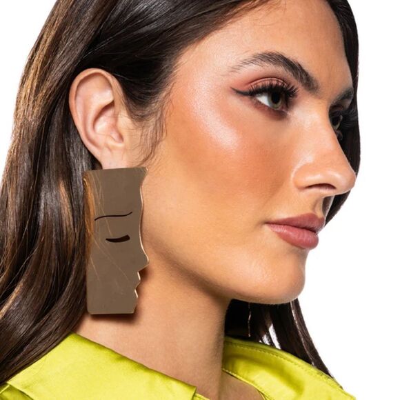 Statement face earrings A1089 - Picture 1 of 4